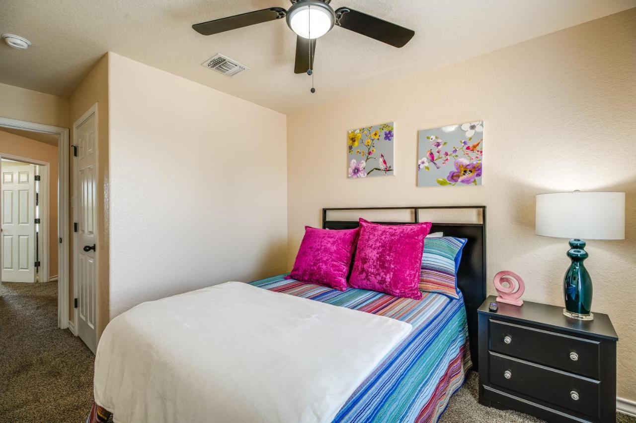 San Antonio Townhome About 2 Mi To Aquarium! Εξωτερικό φωτογραφία