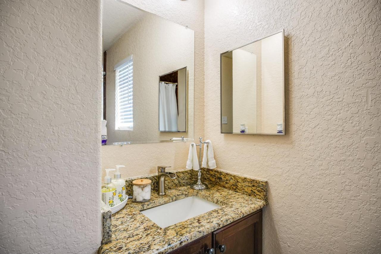 San Antonio Townhome About 2 Mi To Aquarium! Εξωτερικό φωτογραφία
